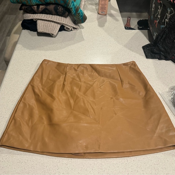 Abercrombie & Fitch Pants - Abercrombie & Fitch Camel Leather Skort